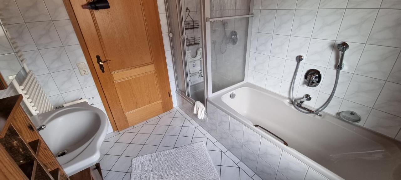 Appartement Lissi - Ruhig, Idyllisch & Grosszuegig Salem  Buitenkant foto